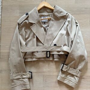 Zara Women's Beige Cropped Trench Coat